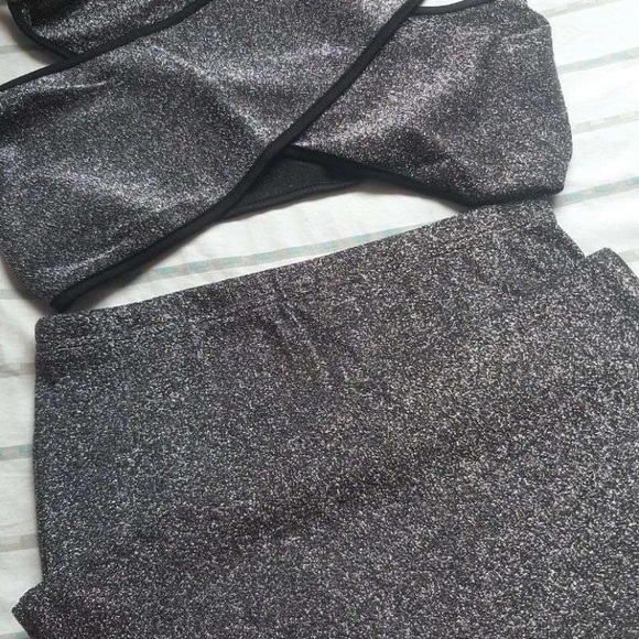 NEW NWOT 2 piece co ord metallic wrap top & skirt - Picture 5 of 12